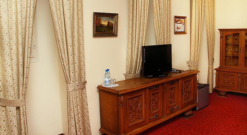 Przy Oslej Bramie Otel Wałbrzych Dış mekan fotoğraf